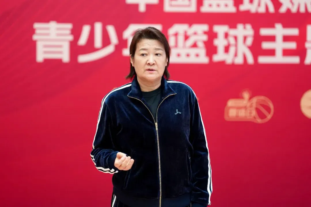 如何借助篮球榜样的力量提升团队协作能力_1